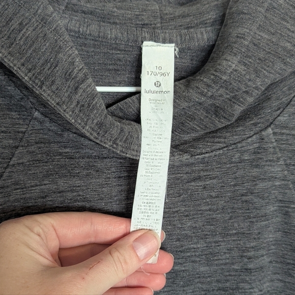 Lululemon Scuba Pullover Hoodie - Dark Grey sz 10 - Picture 3 of 6